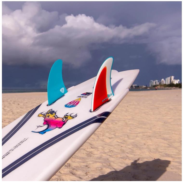送料無料△FCS II MARK RICHARDS FREERIDE TWIN FINS 新品
