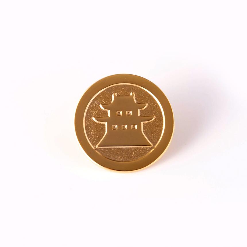 ピンバッジ 城ロゴ 金 金メッキ 丸型 バッジ バッチ ピンズ 城