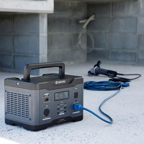 京セラ ポータブル電源 1000W スマホワイヤレス充電対応 DPS1000 防災 車中泊 キャンプ などに | KYOCERA | 01