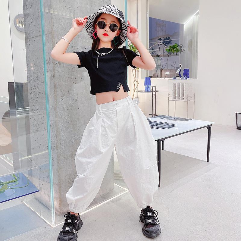 キッズダンス衣装 セットアップ Tシャツ ショット丈 白パンツ へそ出し ヒップホップ 韓国 かっこいい 黒 白 チアガール 女の子 発表会 練習着 イベント 110 170 21al08 コーティーヤ 通販 Yahoo ショッピング