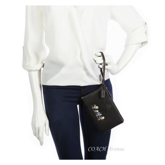 残り一点 コーチ Coach b コーチ スヌーピー コラボ スモール リストレット ブラック スヌーピーイラスト入りボックス付き 送料無料 bbk コーチアベニュー 通販 Yahoo ショッピング