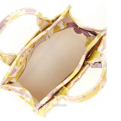 COACH（コーチ） なくなり次第終了セール 花柄 COACH CBJ57 カーゴ