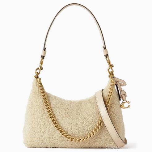 COACH（コーチ） ホリデーセール モコモコが可愛い COACH CCC43