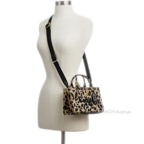 COACH（コーチ） ヒョウ柄 COACH CCG01 カーゴ トート バッグ 20