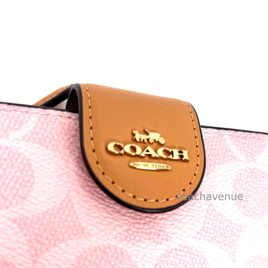 【新品未使用】COACH コーチ 二つ折り財布 シグネチャー ブラウン　チャーム COACH（コーチ） 新作 COACH CEC29 ミディアム コーナー ジップ