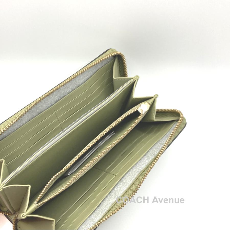 COACH（コーチ） 人気レアカラー1点のみ入荷 COACH CH801 カーフ