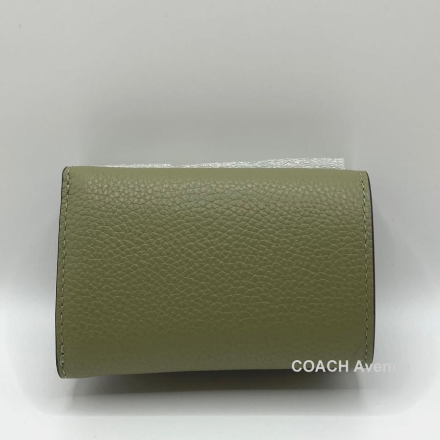 coach 3つ折り財布　オリーブ色 COACH グリーン 三つ折り財布