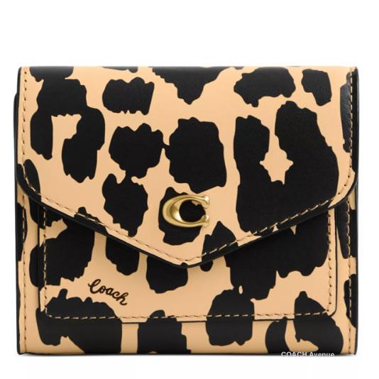 コーチ　レオパ柄　折財布　美品 コーチ COACH 財布 三つ折り 折財布 ミニ レディース レオパード