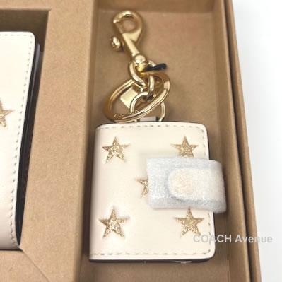 コーチ アウトレット 2つ折り財布& ピクチャーフレームバッグチャーム コーチ アウトレット 2つ折り財布& ピクチャーフレームバッグチャーム