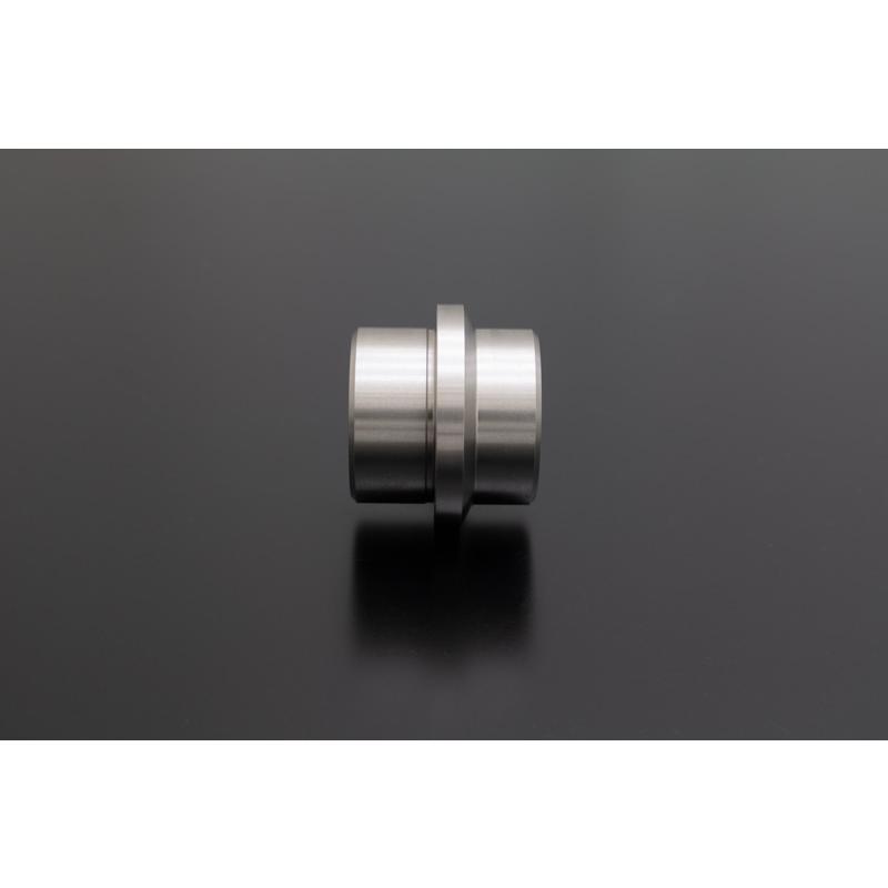 N81-5512 ステンレス リアスプロケットハブスリーブ : コースト ライン
