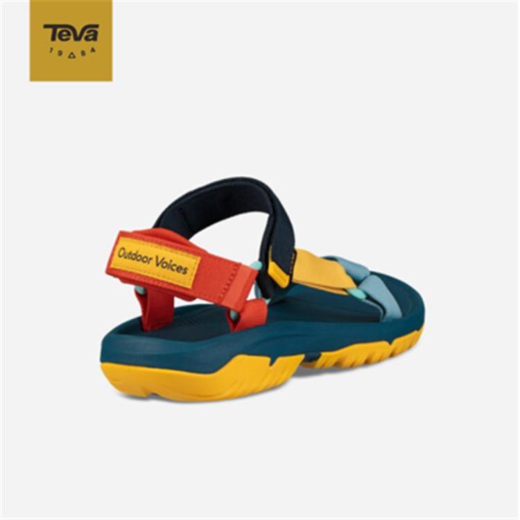 teva outdoor voices