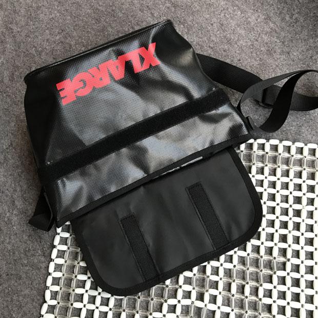 ショルダーバッグ ターポリン風 バッグ 雑誌付録 おしゃれ 旅行 レディーズ メンズ 送料無料 Magazine1 Cobalt Shop 通販 Yahoo ショッピング