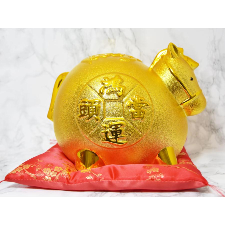 黄金の馬 2026年 干支 午年 置物置物 貯金箱 招財 金運 仕事運 赤