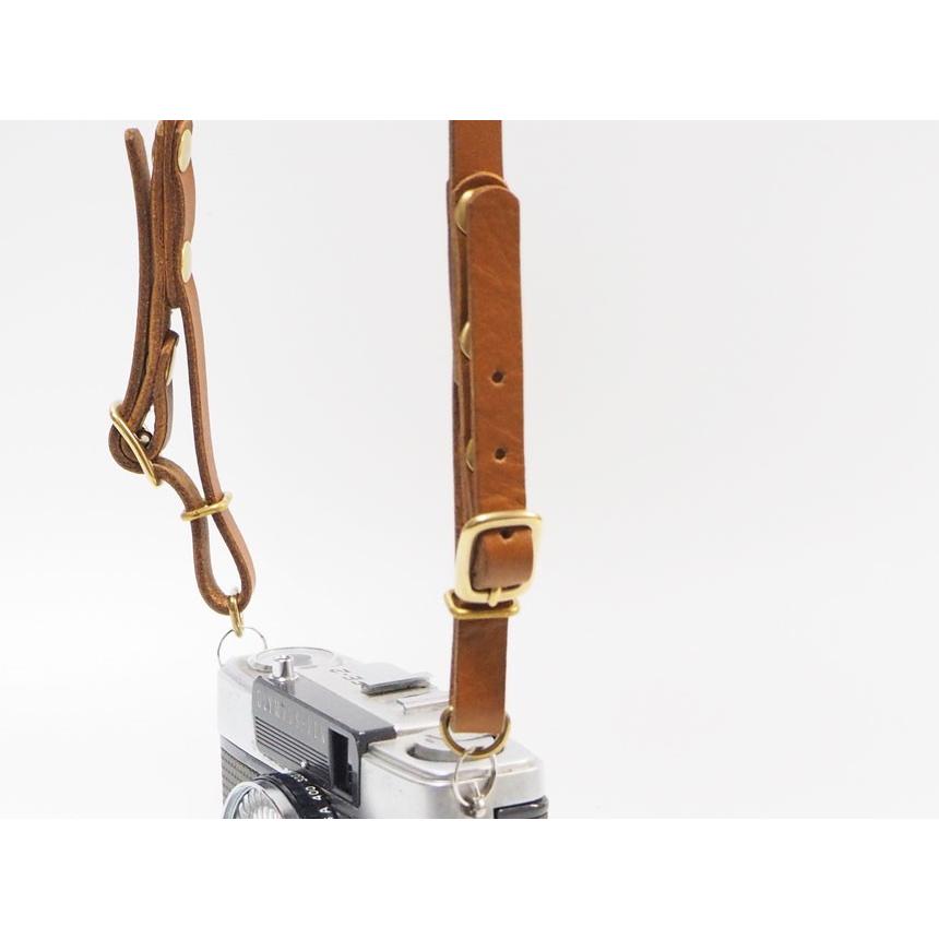 カメラストラップ　デジカメ　コンパクトカメラ用　日本製オイルヌメ革使用　キャメル系ブラウン |  | 04