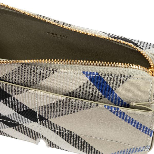 【新品未使用】バーバリー　ロンドンイングランド　ショルダーバック　金　チェーン バーバリーロンドンイングランド ショルダーバッグ の買取実績