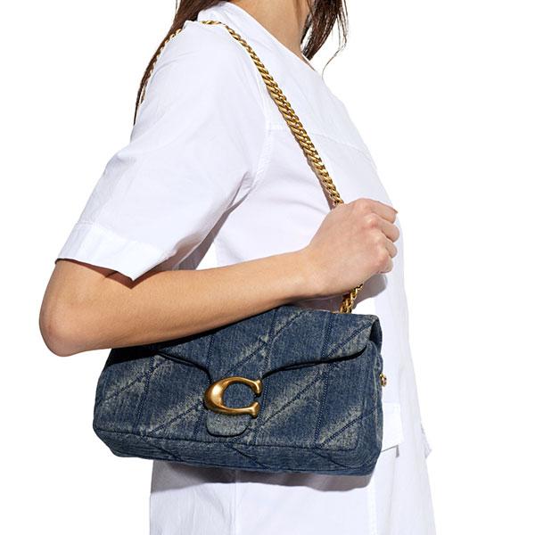 コーチ COACH キルティング デニム ショルダーカメラ型 丁度いいサイズ COACH（コーチ） ショルダーバッグ レディース キルティング デニム