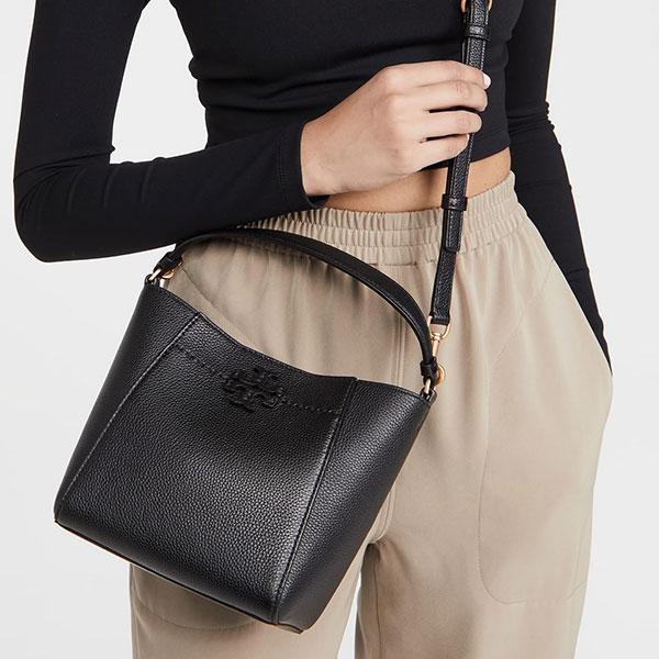 Tory Burch❤︎2way レザーがカッコいいバッグ-