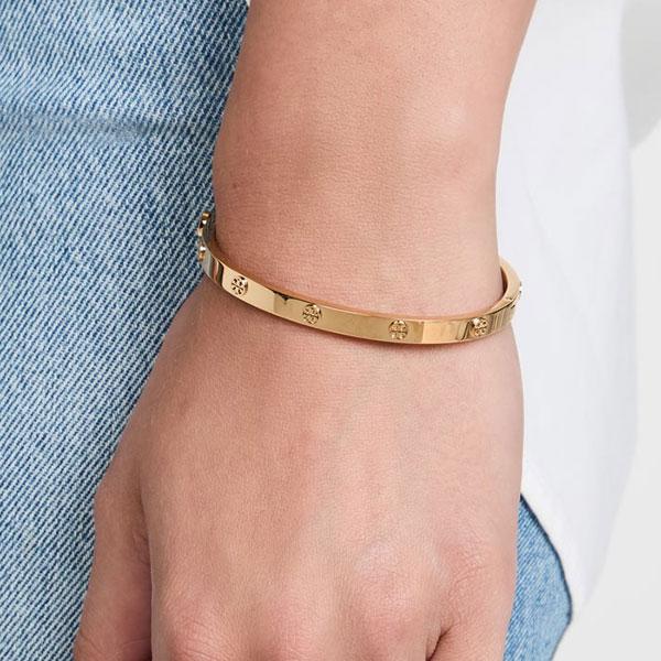 トリーバーチ ブレスレット バングル 腕輪 アクセサリー ジュエリー Tory Burch レディース ロゴの画像