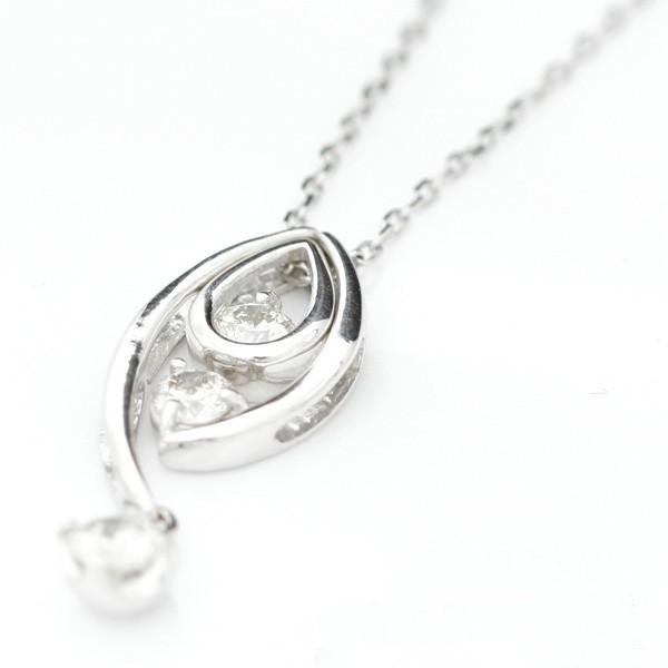 [Venus-ウェヌス]プラチナ・スリーストーン・ラグジュアリー・ダイヤモンドネックレス