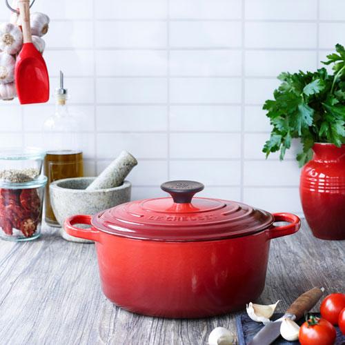 ルクルーゼ ココット 24cm チェリーレッド 両手鍋 |3349|☆ LE CREUSET