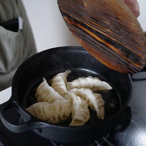 及源鋳造 盛栄堂 すきやきぎょうざ兼用鍋 20cm CA-024 OIGEN 及源鋳造 盛栄堂 すきやきぎょうざ兼用鍋 20cm CA-024 OIGEN