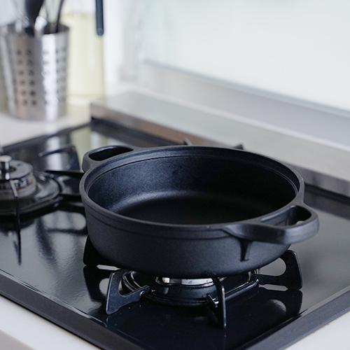 及源鋳造 盛栄堂 すきやきぎょうざ兼用鍋 20cm CA-024 OIGEN 及源鋳造 盛栄堂 すきやきぎょうざ兼用鍋 20cm CA-024 OIGEN