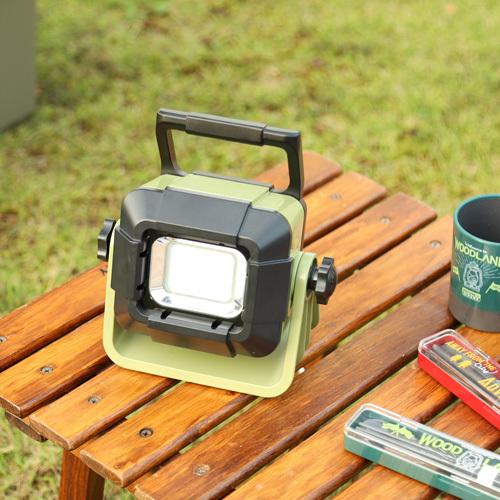アイリスオーヤマ LEDベースライト充電式 500lm LLT-500BBの画像