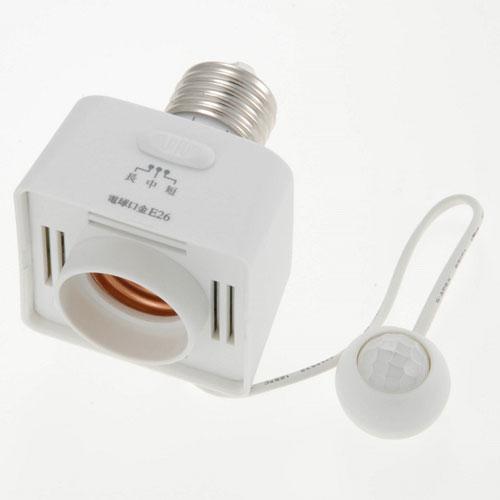 オーム電機 光・人感センサー付きソケット PIR505C-A : cocoatta