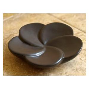 ソープディッシュ フランジパニ 陶器 洗顔石鹸 小さい かわいい 石鹸置き バリ風 おしゃれ プルメリア ハワイ リゾート バリ雑貨 Am0009 バリ雑貨ココバリ アジアン雑貨 インテリア 通販 Yahoo ショッピング