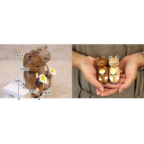 木彫りのカエルS カップル 置物 オブジェ 玄関 縁起物 おしゃれ
