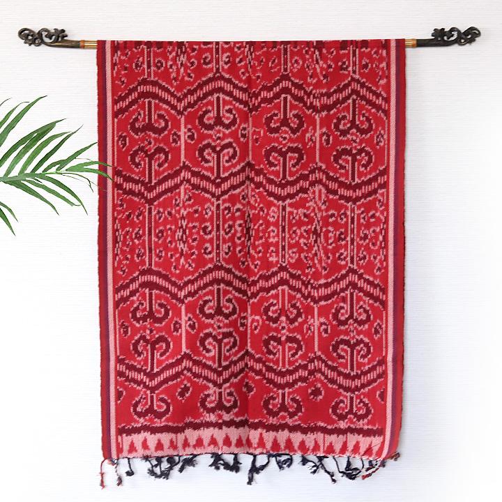 イカット トラジャ(赤系)60×160cm 織物 壁掛け バリ雑貨 バリ