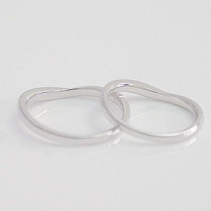 結婚指輪 マリッジリング 安い プラチナ 2本セット 金属アレルギー 日本製 おしゃれ プレゼント ギフト クリスマス 卒業式 入学式の画像