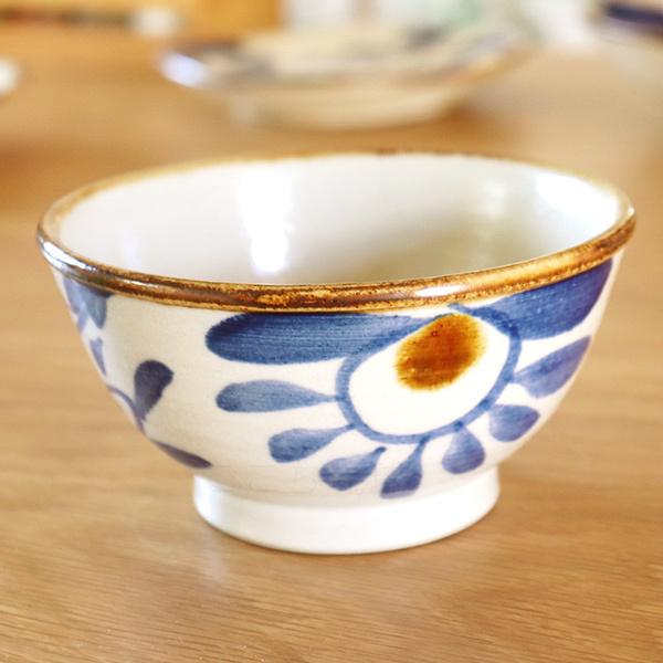 沖縄やちむん ミニ碗（菊紋＆唐草） /食器 ご飯茶碗 沖縄お土産 雑貨