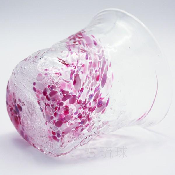 琉球ガラス 陽桜三角でこぼこグラス /ピンク 沖縄工房製 : 沖縄お土産