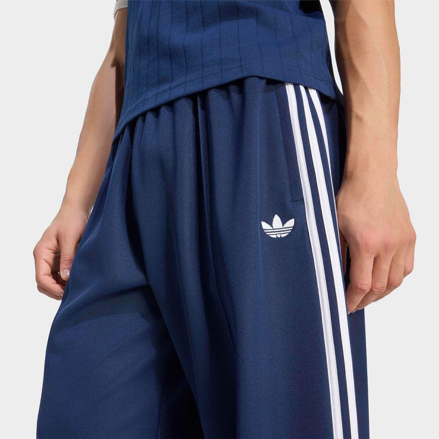 adidas Originals アディダス バギーフィット ファイヤーバード