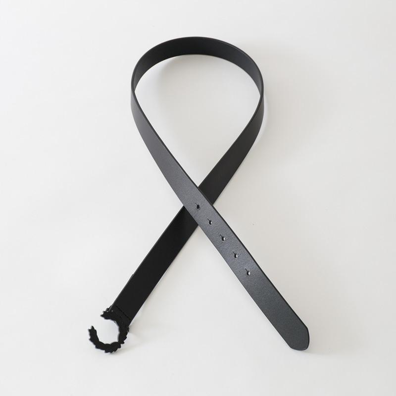 新品未使用 FRED PERRY スリムレザーベルト サイズ32 ローレルリース FRED PERRY（フレッドペリー） ローレルリース レザー ベルト BT1420