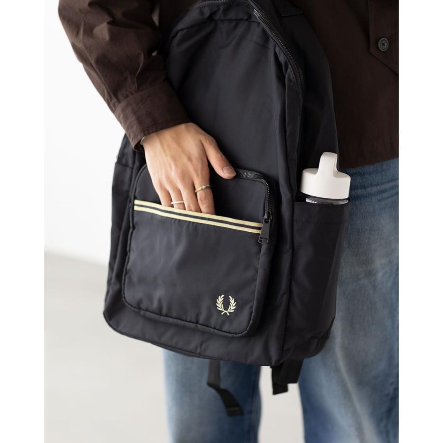FRED PERRY（フレッドペリー） ティップド テープ バックパック L2807