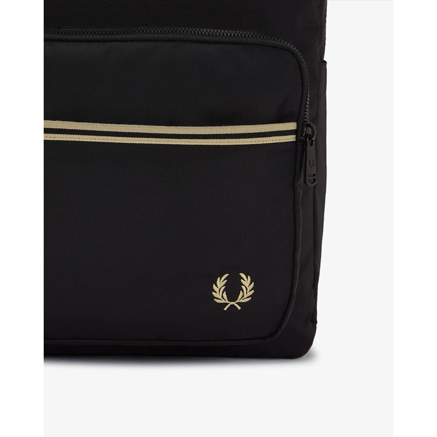 FRED PERRY（フレッドペリー） ティップド テープ バックパック L2807