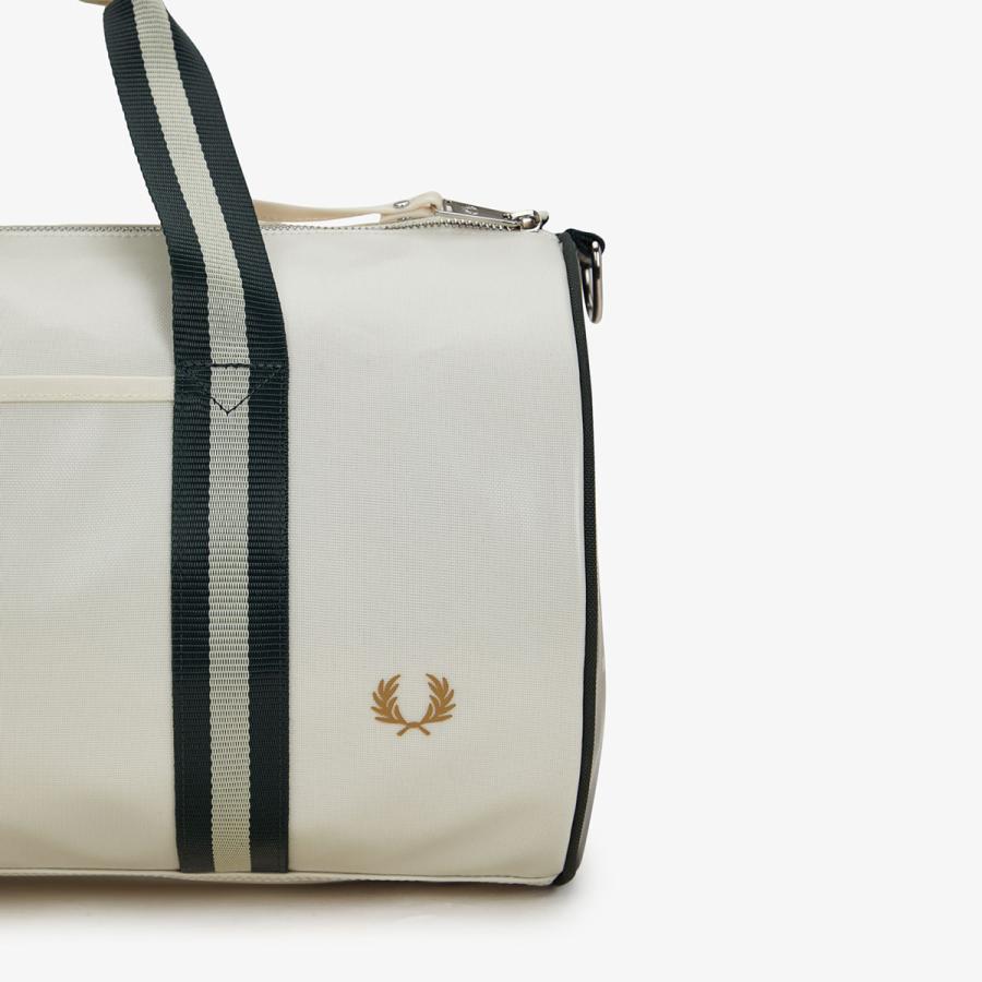 FRED PERRY フレッドペリー クラシック バレル バッグ L7255 FRED PERRY フレッドペリー クラシック バレル バッグ L7255