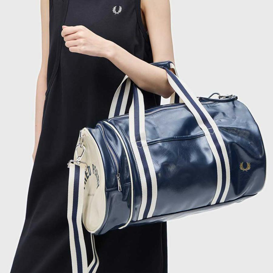 FRED PERRY フレッドペリー クラシック バレル バッグ L7255 FRED PERRY フレッドペリー クラシック バレル バッグ L7255