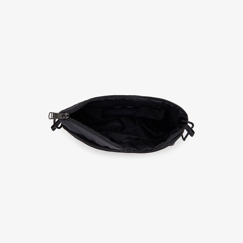 FRED PERRY（フレッドペリー） クリンクル ナイロン メッシュ
