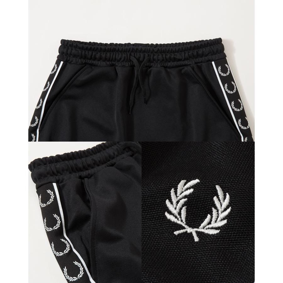 FRED PERRY（フレッドペリー） テープド トラックスカート FRED PERRY