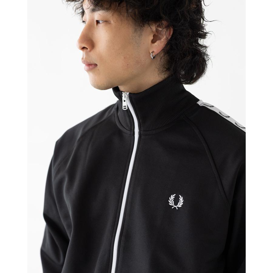 【FRED PERRY】 トラックジャケット オートミール L J4620 FRED PERRY（フレッドペリー） ジャージ テープド トラックジャケット