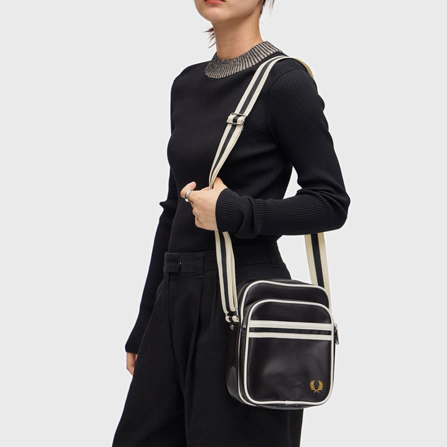 FRED PERRY フレッドペリー クラシック サイド バッグ L8258 メンズ 