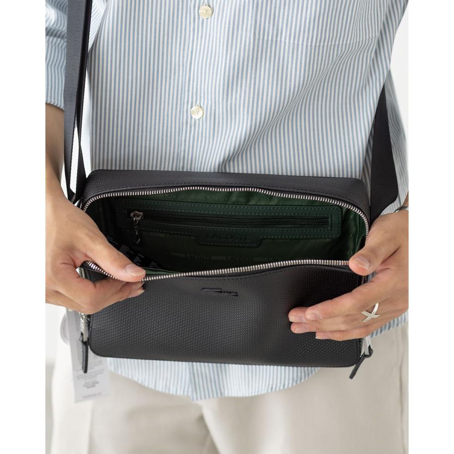 LACOSTE（ラコステ） CHANTACO スクエア ショルダーバッグ LACOSTE