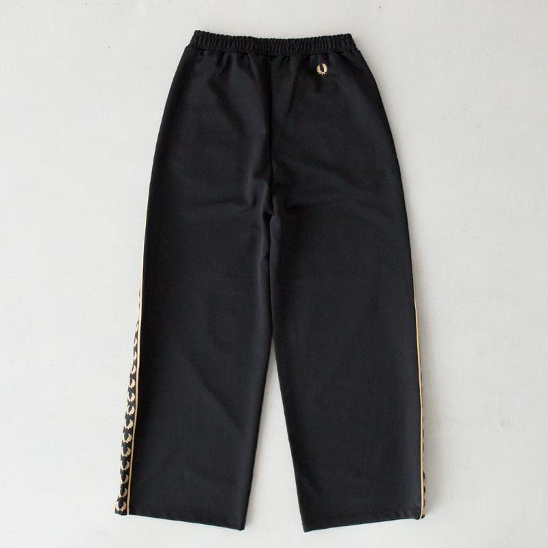 FRED PERRY フレッドペリー テープド トラックパンツ T1100