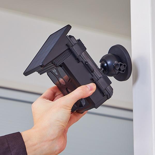 ソーラー防犯カメラ |  | 02