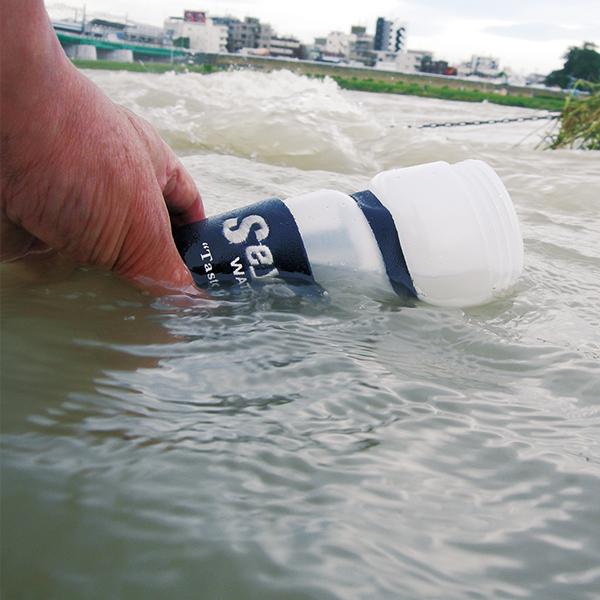 携帯浄水器　緊急時、身近な水を飲み水にできる 高性能フィルタ 断水 防災 軽量 |  | 03