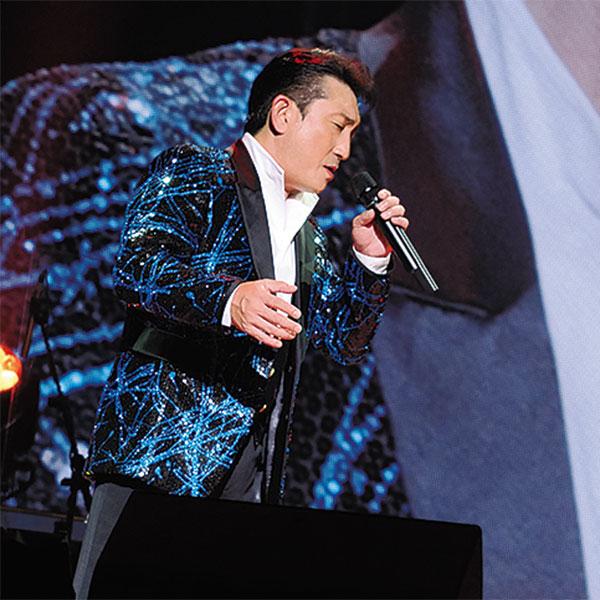 福田こうへいコンサート傑作選 DVD全５巻 |  | 02