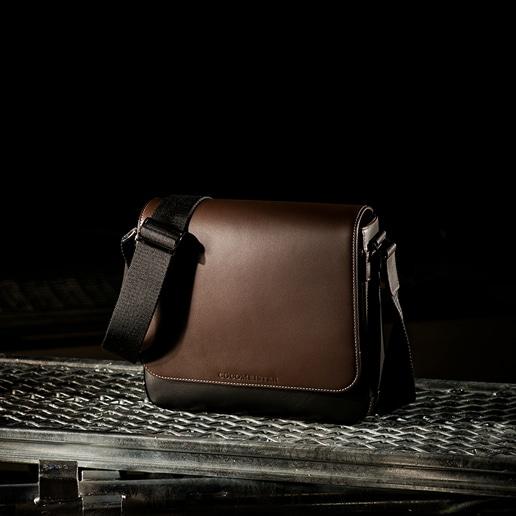 【ココマイスター】 シティライト・フリーショルダー | COCOMEISTER